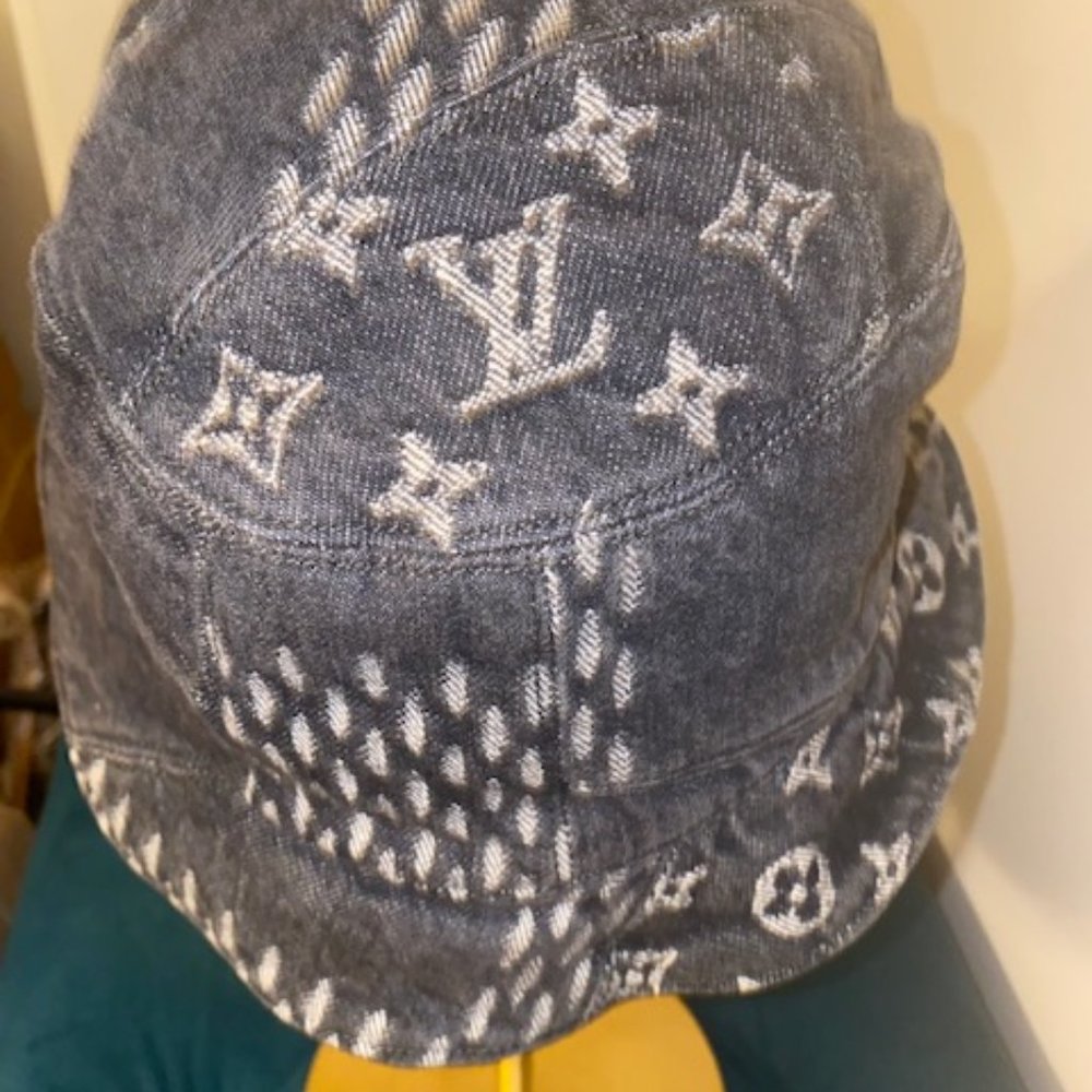 Louis Vuitton x Nigo Damier Geant Wave Monogram Hat Noir